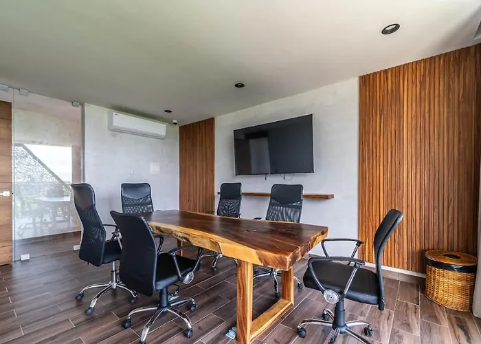 Apartment 2 Bedroom With Direct Walk-out To Pool, Sauna, And Gym