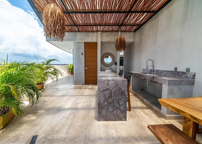 Apartment 2 Bedroom With Direct Walk-out To Pool, Sauna, And Gym Tulum