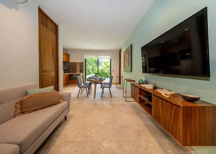 Apartment 2 Bedroom With Direct Walk-out To Pool, Sauna, And Gym